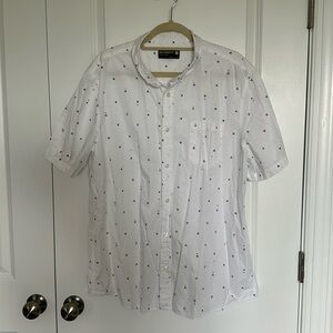 Men’s XXL Retrofit Button Down